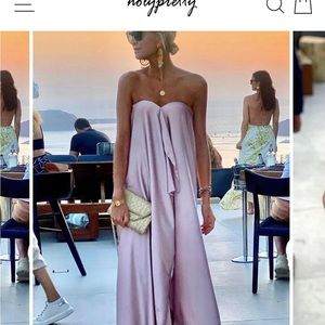 HOLYPRETTY wedding guest dress size medium. Never worn/ light pink,